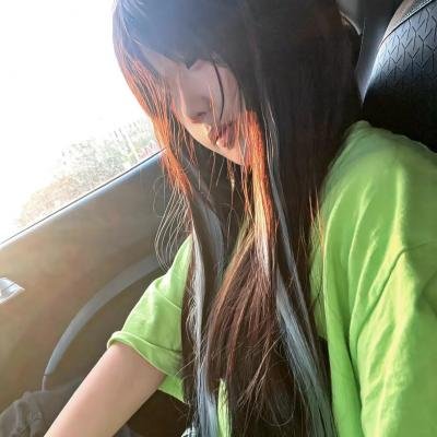 巫毒少女海报